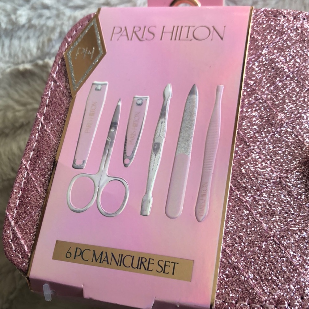 Paris Hilton MANICURE Nail Set with Pink Glitter Case - Picture 2 of 9